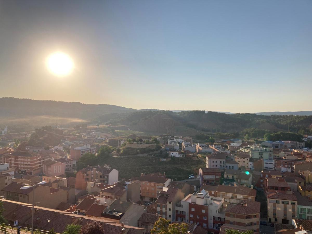 Teruelhome IV Atico Con Vistas Y Aparcamiento En El Centro Dış mekan fotoğraf