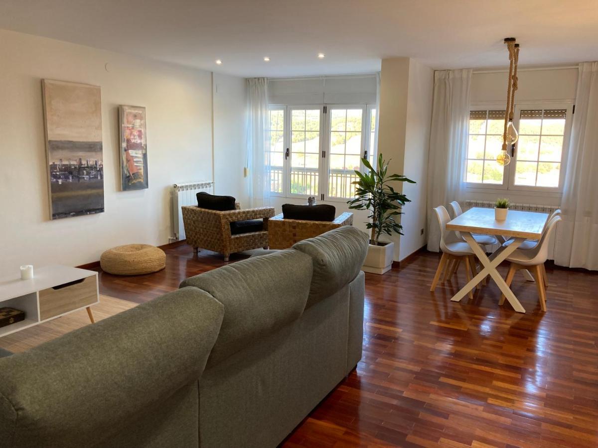 Teruelhome IV Atico Con Vistas Y Aparcamiento En El Centro Dış mekan fotoğraf